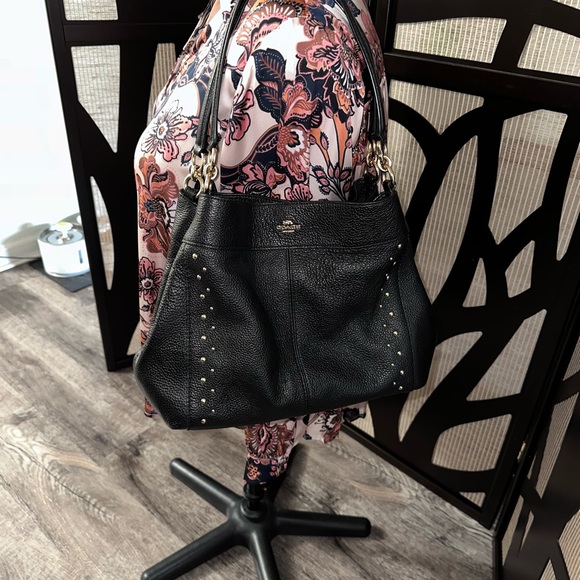 Coach Hobo Black Medium size purse - Picture 6 of 7